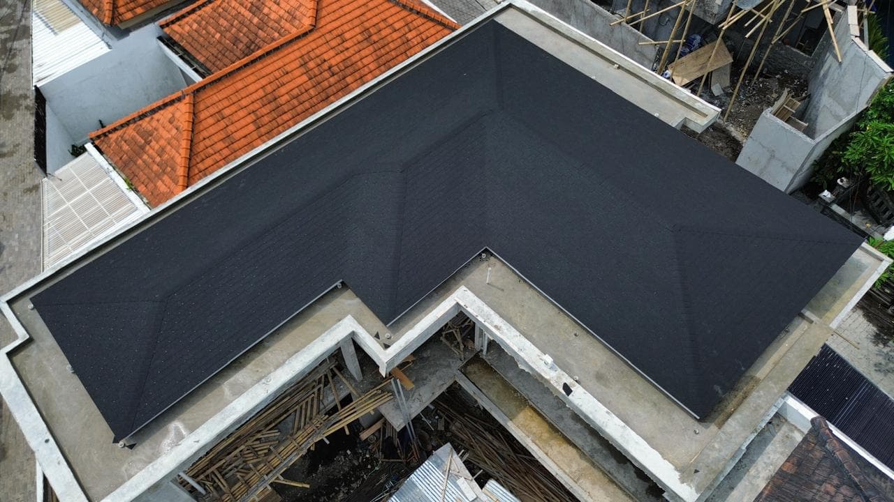 Maxxi Roof Dark Black roof color